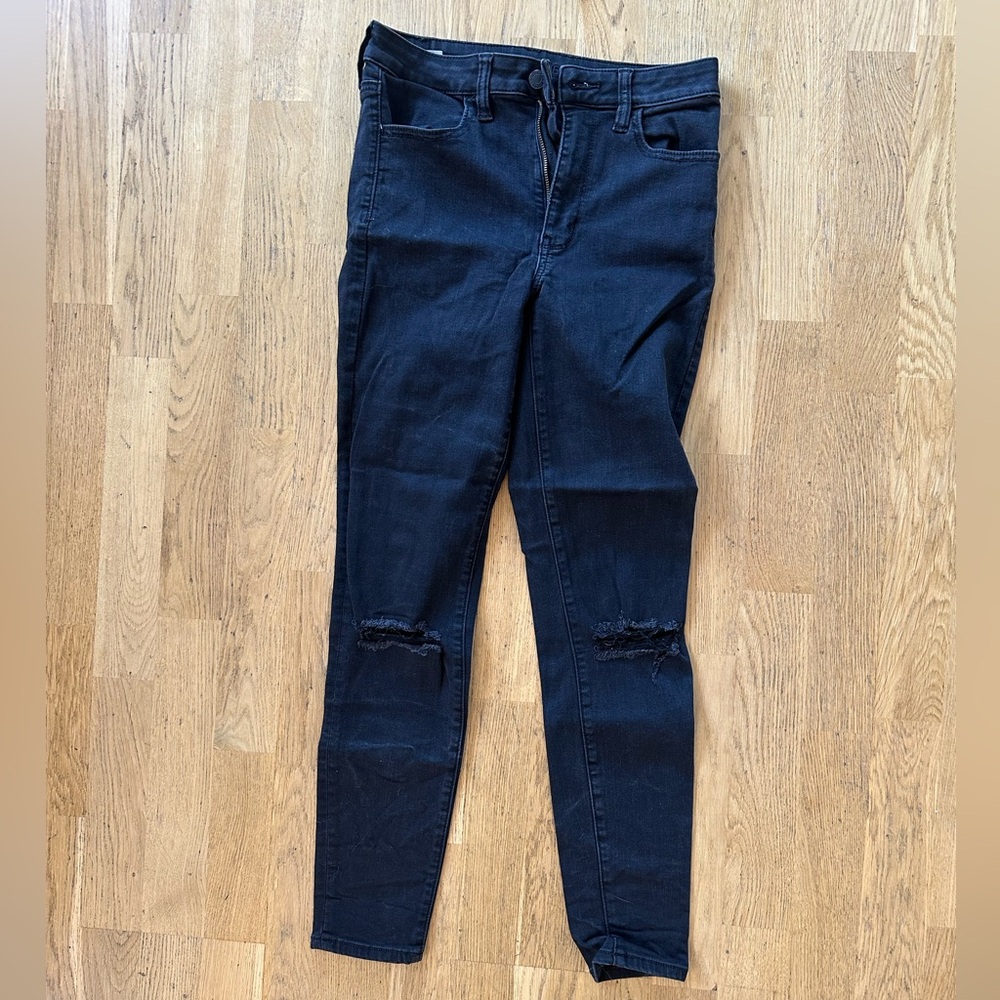 American Eagle Black Next Level Stretch Skinny jeans